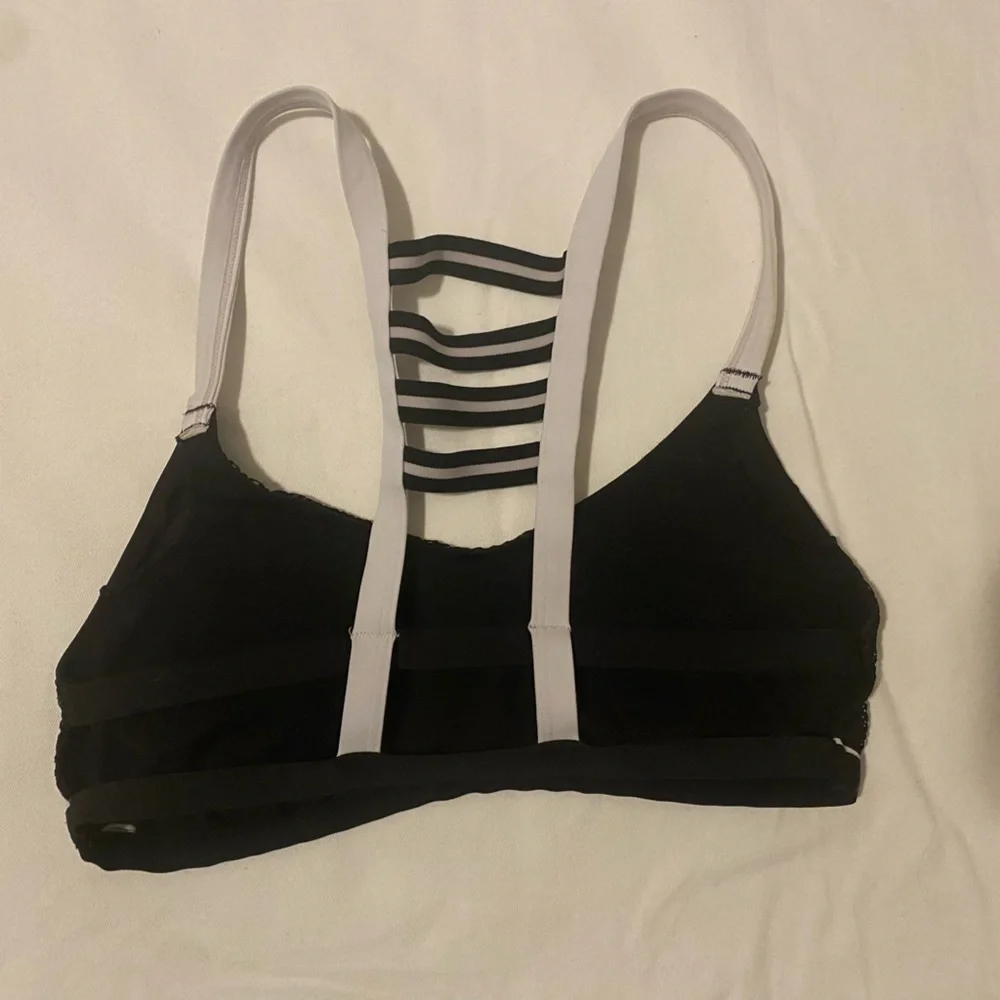 Swim top - Picture 2 of 4